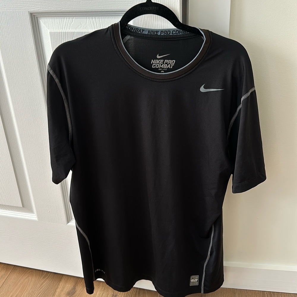 Nike work out shirt
